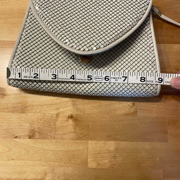 1970s Whiting and Davis mesh clutch - Picture 5 of 7